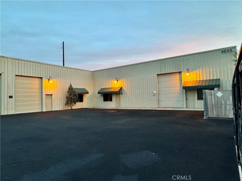 4655 Traffic Way, Atascadero, California 93422