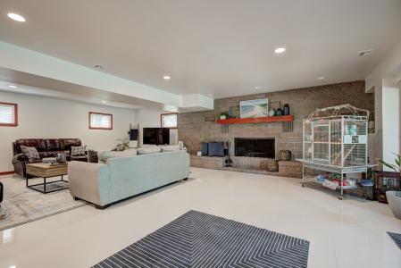 7 Thousand Oaks, Enid, Oklahoma 73703