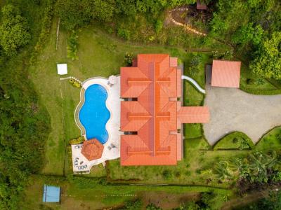 Ojochal, Calle cascada , Ojochal Puerto Cortés Osa, Puntarenas 00001, 哥斯達尼加