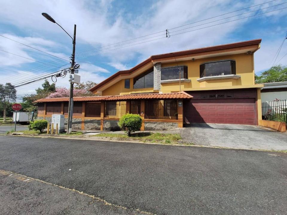 4 4, Favorita Norte Pavas San José, San José 10901, 哥斯達尼加