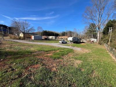 2570 Dockery Street, Young Harris, Georgia 30582, USA