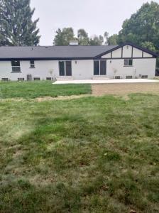18661 LAUREL, Livonia, Michigan 48152, USA