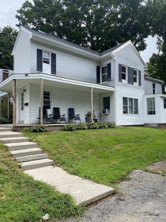 114 School , 2, North Brookfield, Massachusetts 01535, Estados Unidos