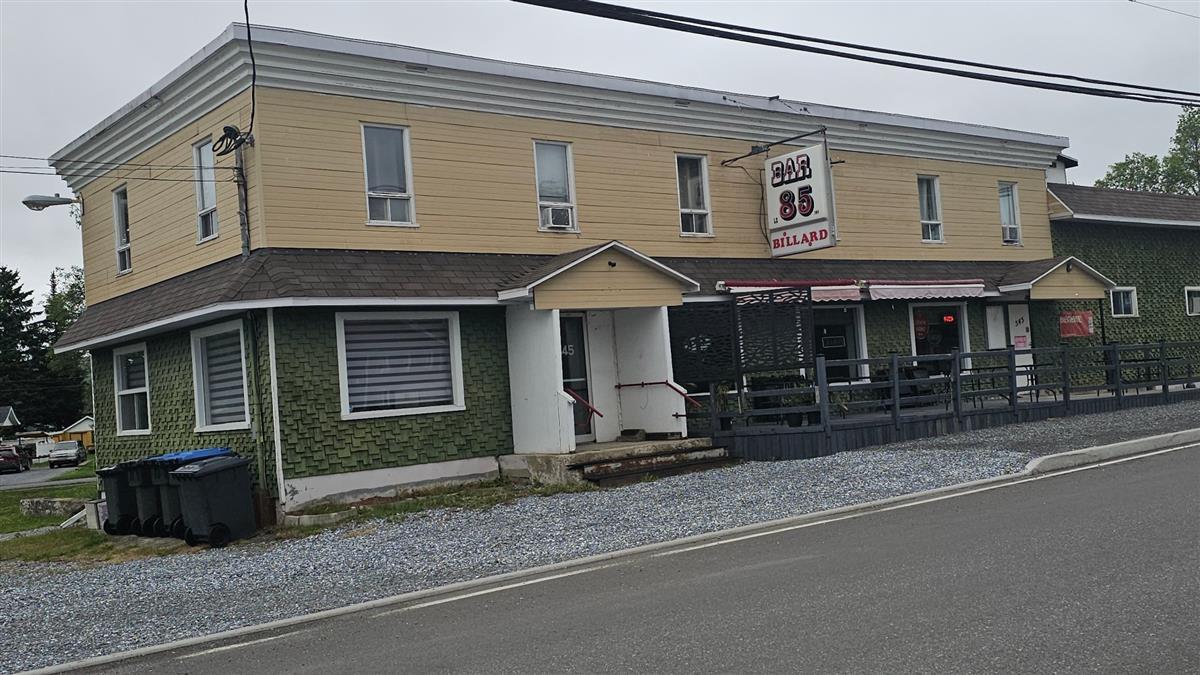 545 Av. Principale, Dégelis, Quebec G5T 1L8, Canada