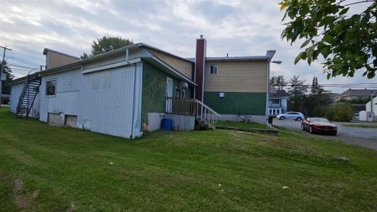 545 Av. Principale, Dégelis, Quebec G5T 1L8, Canada