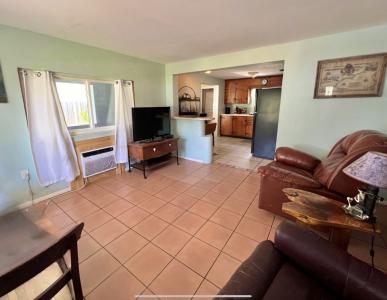 1206 OSCEOLA AVE., TAVARES, Florida 32778