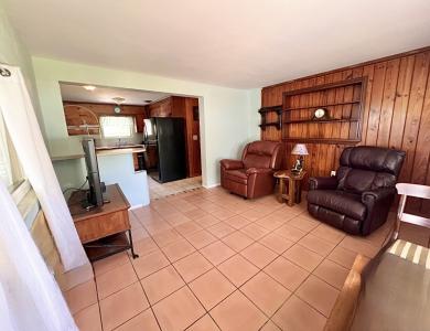 1206 OSCEOLA AVE., TAVARES, Florida 32778