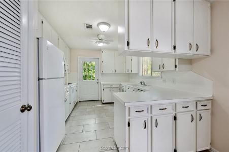 1200 Holleman Drive, College Station, Texas 77840