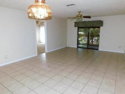 1200 Tarpon Woods Boulevard , L10, Palm Harbor, Florida 34685, HOA KỲ