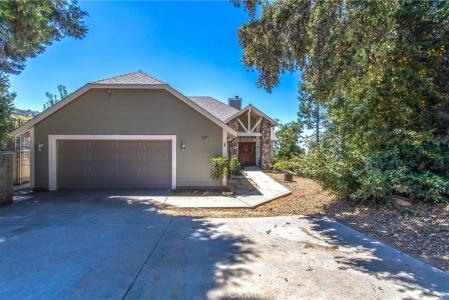 39001 Harris Road, Oak Glen, קליפורניה 92399, ארצות הברית של אמריקה 