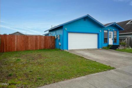 934 Stewart Street, Fort Bragg, California 95437, USA
