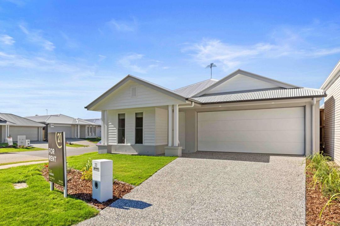 33 Moreton Parade, Morayfield, QLD 4506, Australia