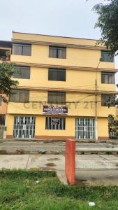 Violetas cruce con los Mirtos Urb. Santa Isabel , Lima, Lima 00001, Peru