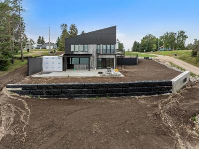 4198 NW 13th St, Garrison, ND 58540, USA