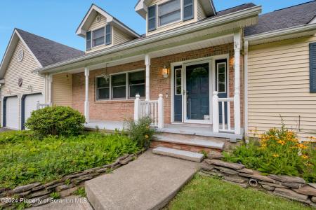 305 Maggies Road L B, South Abington Twp, Pennsylvania 18411, USA
