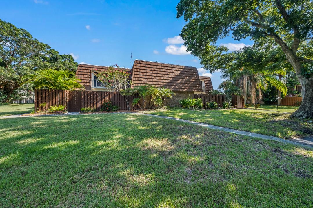 2012 Dan Ct. NE, Palm Bay, Florida 32905, Amerika Birleşik Devletleri