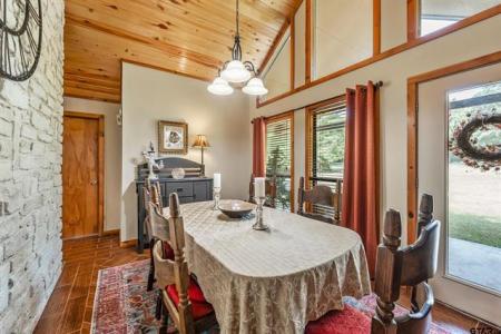 231 WINDING TRAIL, Holly Lake Ranch, Texas 75765, Estados Unidos
