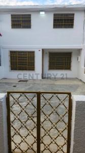 sector 5 casa 12, Valencia, Carabobo 2003, Wenezuela