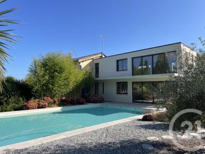 Montpon Menesterol, Aquitaine 24700, France