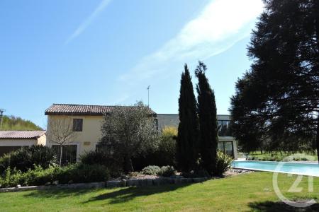 Montpon Menesterol, Akwitania 24700, Francja