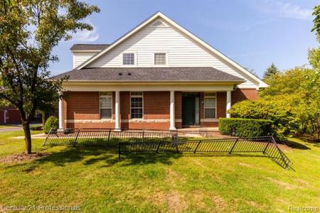 7305 Gateway DR, WestBloomfield, 密西根州 48322, 美國