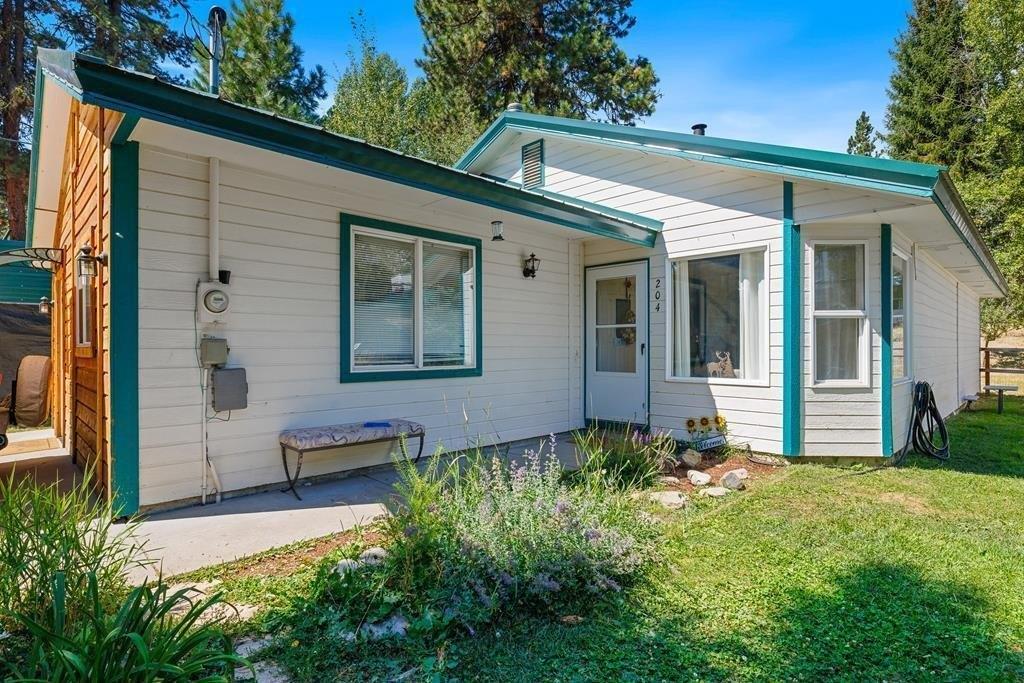 204 W Kerby Street, Cascade, Idaho 83611