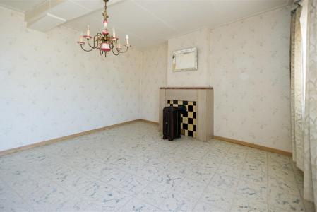DC-Rue Bas du Rieu 33, Peruwelz, 7600, Belgique