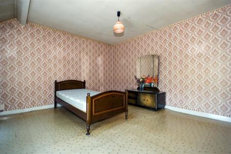 DC-Rue Bas du Rieu 33, Peruwelz, 7600, Belgique
