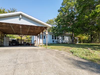 25 Lees Drive, Creal Springs, Illinois 62922