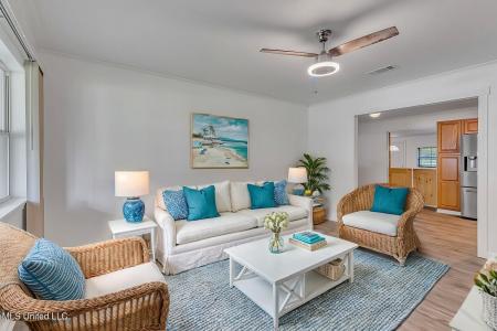 216 Buena Vista Drive, Long Beach, Mississippi 39560, USA