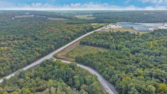 Crossroads Drive 2.18 Acres, Crossville, Tennessee 38555, États-Unis