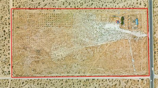 33633 Old Woman Spring Rd, Lucerne Valley, California 92356, USA