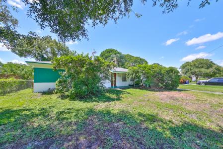3908 Wallace Ave W, Tampa, Floride 33611, États-Unis