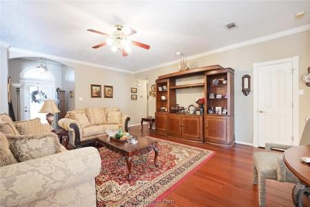310 Woodland Springs Drive, College Station, Texas 77845-1920
