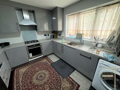 Brick Lane, NORTHOLT, Wielka Brytania