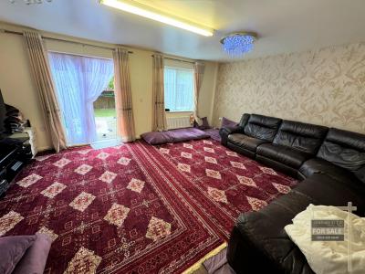 Brick Lane, NORTHOLT, Wielka Brytania