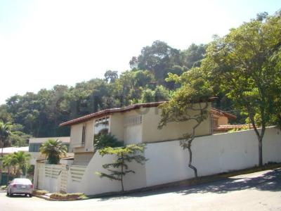 Calle San Juan, Urb. Santa Fe Norte B, Caracas, Miranda 00001, Venezuela