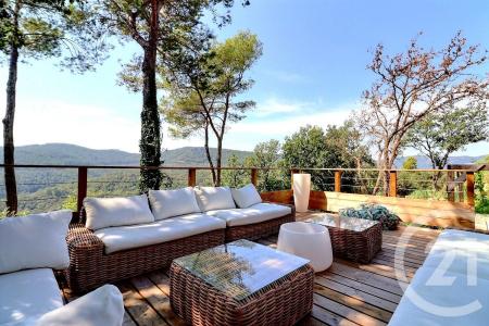 Bagnols En Foret, Provence-Alpes-Côte D'Azur 83600, France