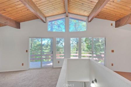 23771 Lakeview Drive, Crestline, Калифорния 92325, Соединенные Штаты