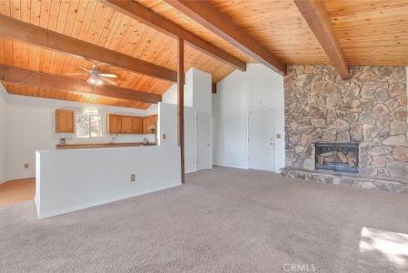 23771 Lakeview Drive, Crestline, Калифорния 92325, Соединенные Штаты