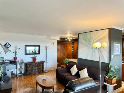 5700 Boul. Cavendish, Côte-Saint-Luc, Québec H4W 1S8, Canada