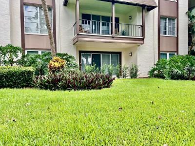 3035 COUNTRYSIDE BOULEVARD #14B, Clearwater, Florida 33761, USA
