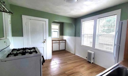 38 Putnam St , 1, Quincy, Massachusetts 02169, Estados Unidos