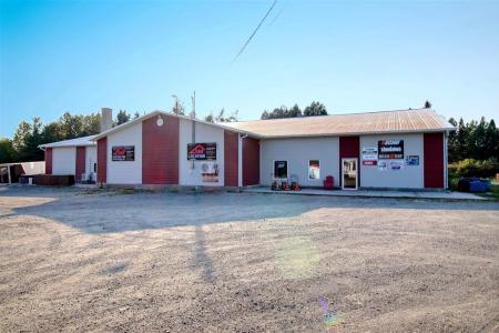 185  Rue Raymond, Saint-Louis-du-Ha! Ha!, Quebec G0L 3S0, Canada