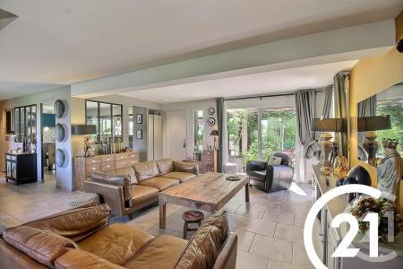 Cavaillon, Provence-Alpes-Côte D'Azur 84300, França
