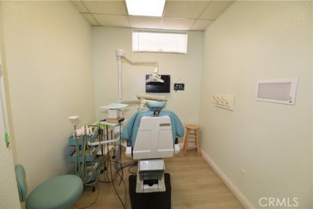 6410 Cedar Street, Huntington Park, Калифорния 90255, Соединенные Штаты