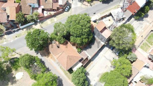 La Habana entre Juan L. Mallorquín y Tte. Colmán , C. A. López, Asunción 00001, Paraguay