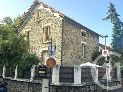 Juvisy Sur Orge, Île-de-France 91260, アキタン