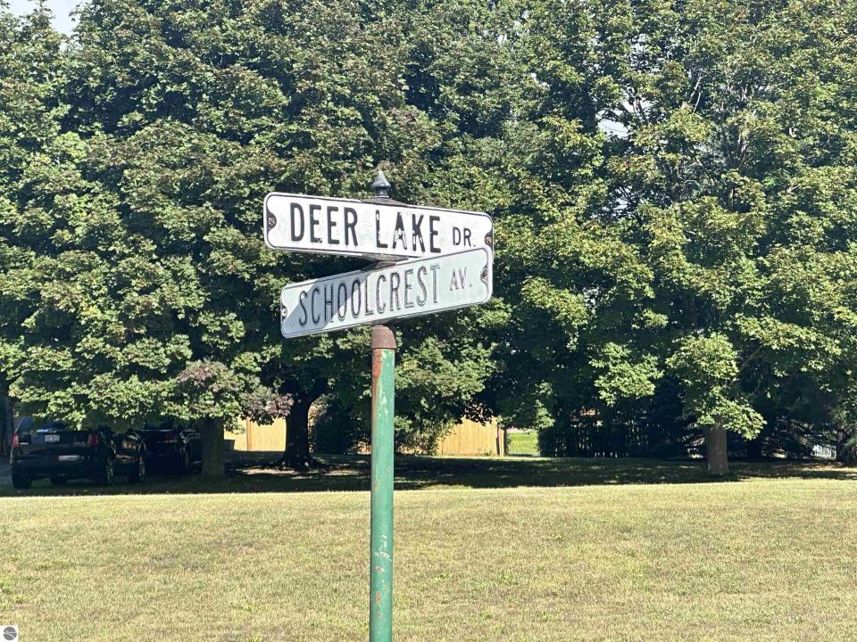 11253 Deer Lake Road, Clare, Michigan 48617, Estados Unidos