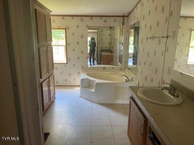 7914 High Oak Road, Pound, Virginia 24279, HOA KỲ